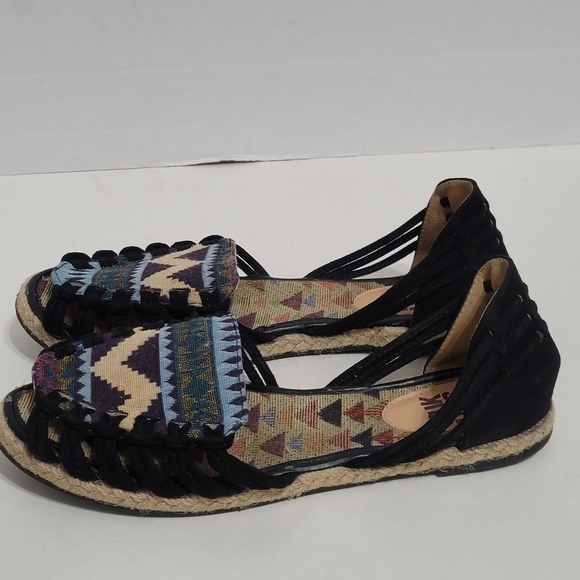 Muk Luks Black and Multicolor Sandals - Picture 5 of 9